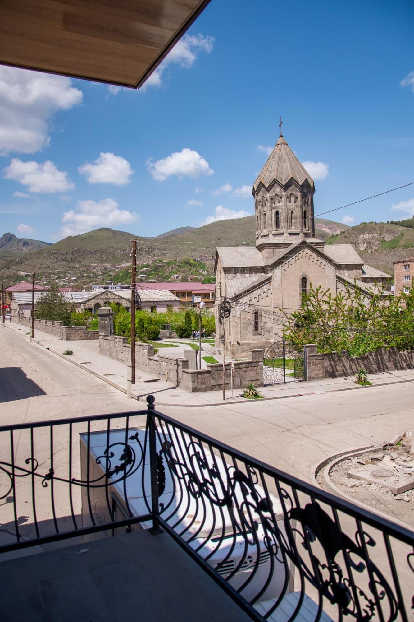 Har-Mar Hotel Goris Exteriör bild